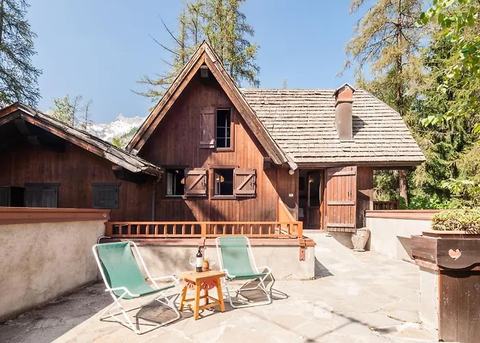 Parcheggio-camino-8pax - Immerso Nella Natura Alpstuga