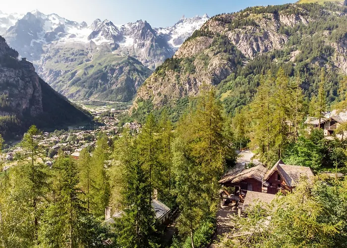 Parcheggio-camino-8pax - Immerso Nella Natura * Courmayeur