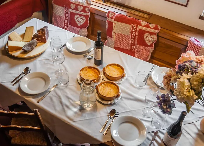 Parcheggio-camino-8pax - Immerso Nella Natura Alpstuga *