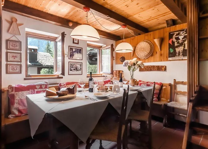 Parcheggio-camino-8pax - Immerso Nella Natura *